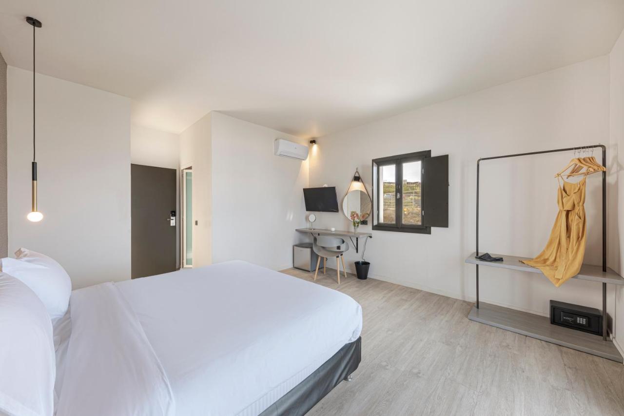 אימרוביגלי Pearl Inn Hotel By Pearl Hotel Collection מראה חיצוני תמונה